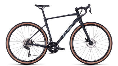 Bici gravel Cube Nuroad Pro in grigio scuro.