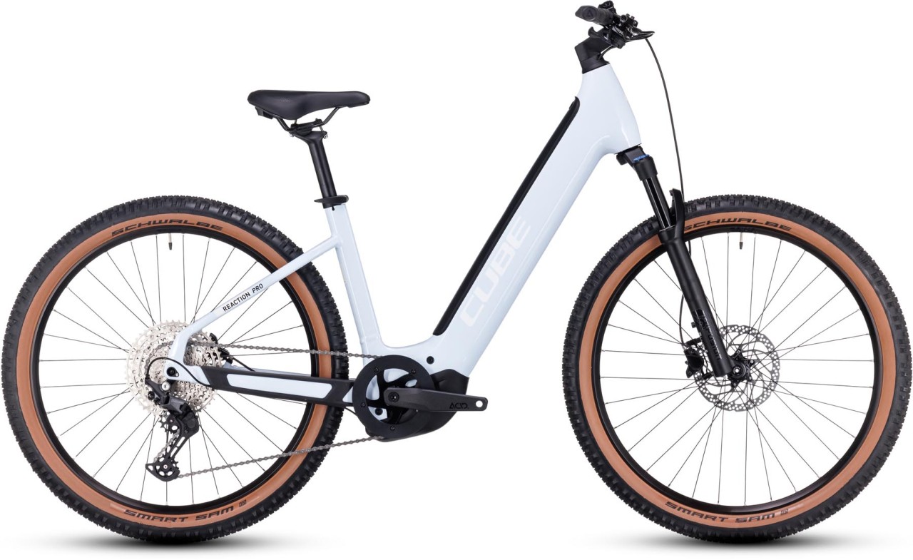 Cube Reaction Hybrid Pro 750 flashwhite n black 2024 - E-Bike Hardtail Mountainbike per principianti